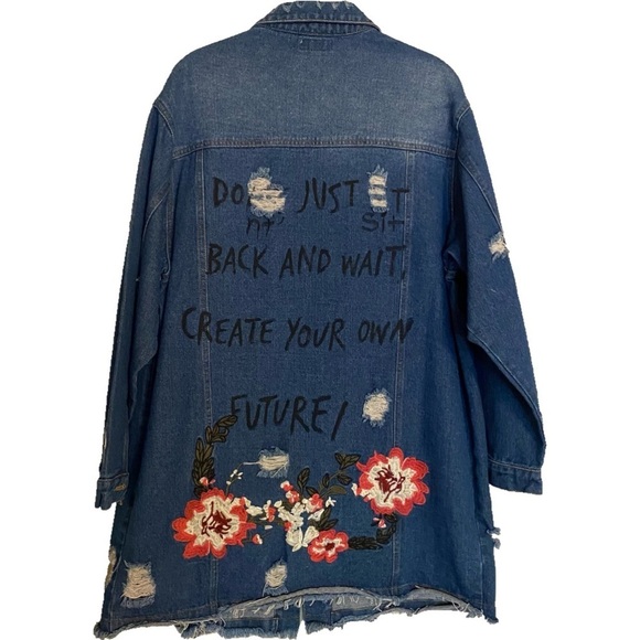 Velzera Embroidered Floral Distressed Denim Jean Jacket Size L - NWT - Picture 3 of 16